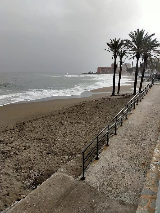 Bed & Breakfast Benalmadena ,Apartamento-Estudio Primera Linea De Playa Spain