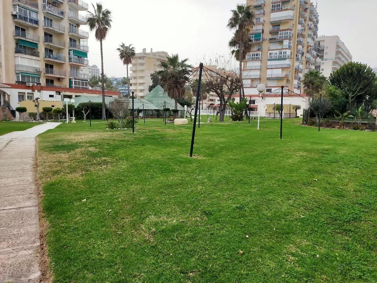 Bed & Breakfast Benalmadena ,Apartamento-Estudio Primera Linea De Playa
