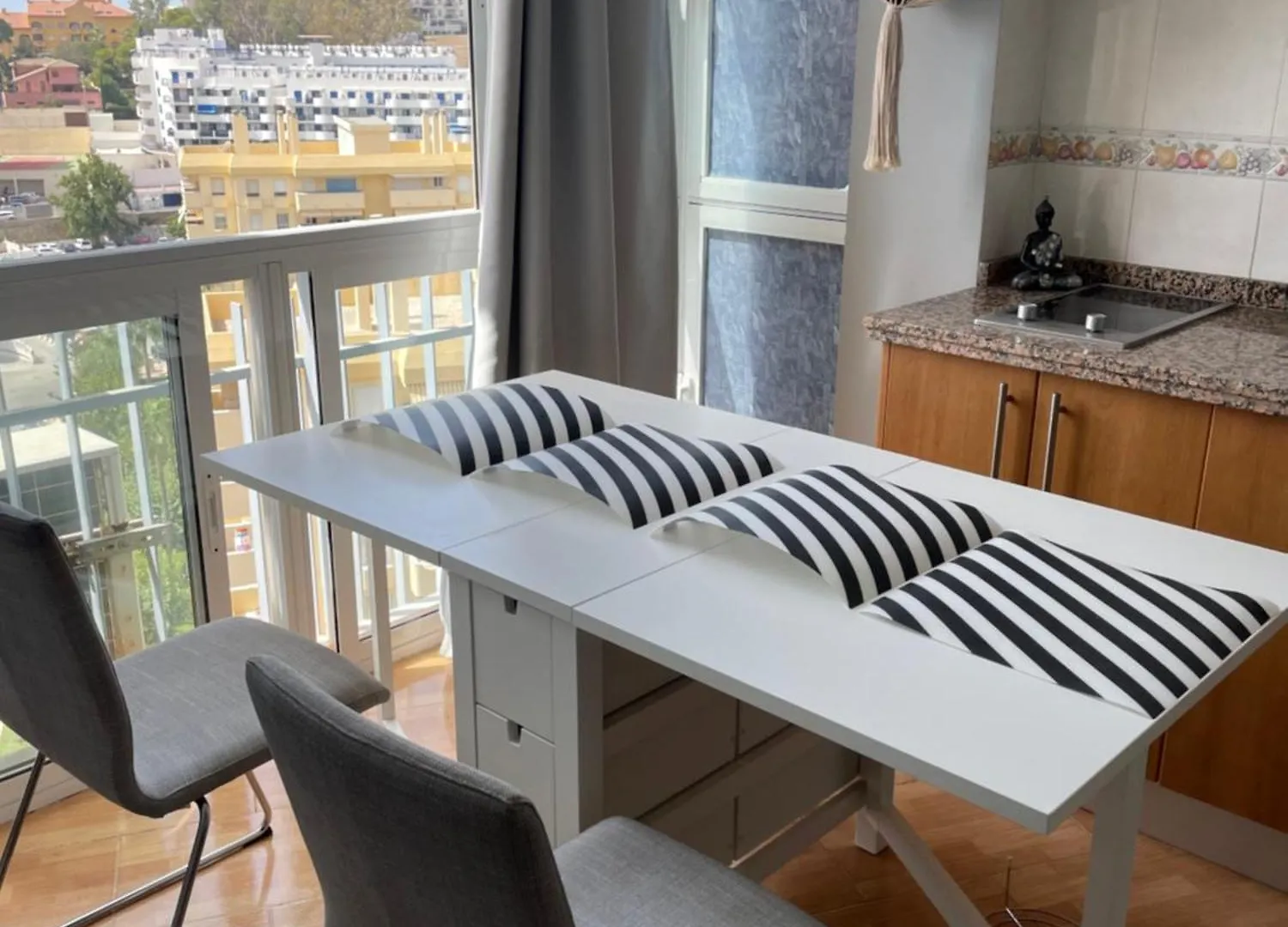 Benalmadena ,Apartamento-Estudio Primera Linea De Playa 0*,